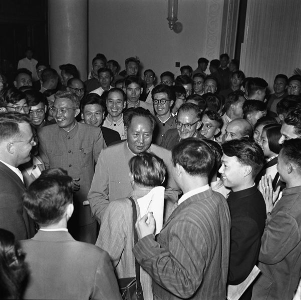 http://www.xinhuanet.com/politics/2021-05/03/1211136605_16197687691301n.jpg